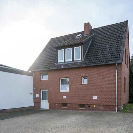 Immo-Vision - Natur Design Apartments, Parkplatz, Kueche Calberlah Exterior foto
